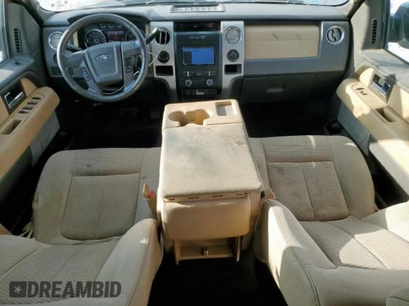 ✅ 2012 Ford F-150 XL • VIN: 1FTFW1CF6CFC96061 • Lot: 81024885. Wystawiony na Copart z przebiegiem 188 735 mil. Bezpłatny archiwum sprzedaży aukcyjnych z USA i szczegółowy raport historii pojazdu na DreamBid. Zdjęcie 8.