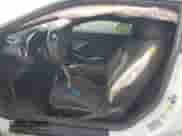 2017 Chevrolet Camaro 1LT z VIN 1G1FB1RS0H0107066, wystawiony jako Copart lot #86656895 z przebiegiem Nie podano mil oraz Szkoda całkowita • Salvage title. Historia ofert i sprzedaży dostępna na DreamBid. Obrazek 7.