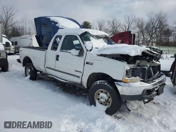 ✅ 2000 Ford F-350 XL • VIN: 1FTSX31F8YEA19001 • Lot: 81758964. Wystawiony na Copart z przebiegiem 212 063 mil. Bezpłatny archiwum sprzedaży aukcyjnych z USA i szczegółowy raport historii pojazdu na DreamBid. Zdjęcie 4.