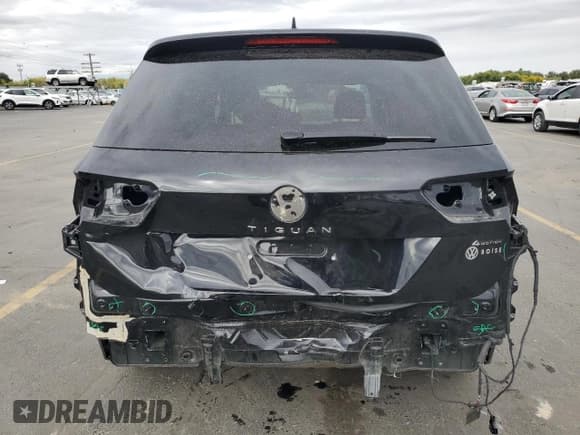 ✅ 2024 Volkswagen Tiguan Wolfsburg Edition • VIN: 3VVAB7AX2RM234736 • Lot: 84958655. Wystawiony na Copart z przebiegiem 9 038 mil. Bezpłatny archiwum sprzedaży aukcyjnych z USA i szczegółowy raport historii pojazdu na DreamBid. Zdjęcie 6.