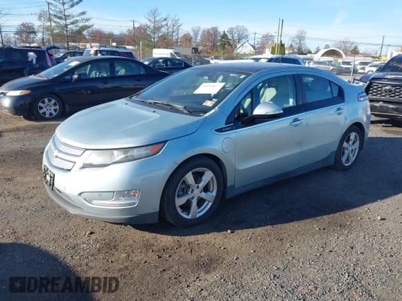 ✅ 2012 Chevrolet Volt • VIN: 1G1RD6E49CU101716 • Лот: 43668077. Опубликован ранее на IAAI с пробегом 181 669 миль. Бесплатный доступ к архиву аукционных продаж из США и подробный отчёт об истории автомобиля на DreamBid. Изображение 2.