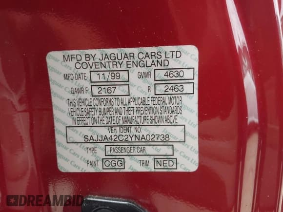 ✅ 2000 Jaguar XK • VIN: SAJJA42C2YNA02738 • Lot: 42703175. Listed on IAAI with Not provided. Free auction sales archive from the USA and detailed vehicle history report at DreamBid. Image 9.