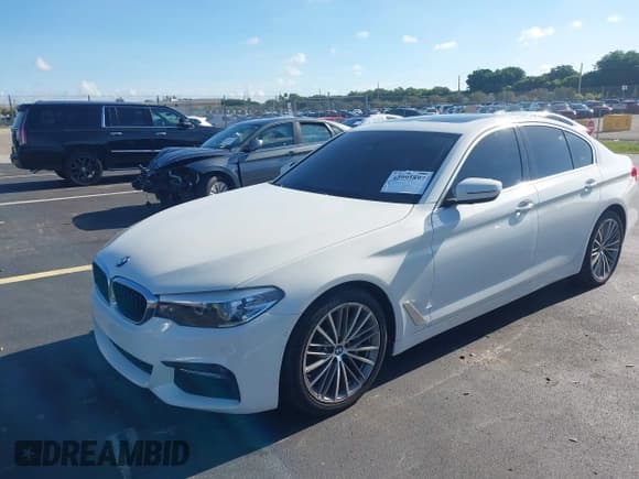 ✅ 2017 BMW 5 Series 530i • VIN: WBAJA5C3XHG897896 • Lot: 42995897. Listed on IAAI with 97,338 mi. Free auction sales archive from the USA and detailed vehicle history report at DreamBid. Image 17.