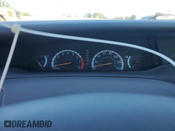 ✅ 2000 Toyota Avalon XL • VIN: 4T1BF28B3YU033115 • Лот: 86648315. Опубликован ранее на Copart с пробегом Не указан. Бесплатный доступ к архиву аукционных продаж из США и подробный отчёт об истории автомобиля на DreamBid. Изображение 9.