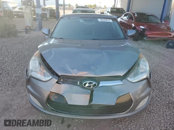 ✅ 2015 Hyundai Veloster • VIN: KMHTC6AD0FU228716 • Lot: 78545614. Wystawiony na Copart z przebiegiem 166 988 mil. Bezpłatny archiwum sprzedaży aukcyjnych z USA i szczegółowy raport historii pojazdu na DreamBid. Zdjęcie 5.