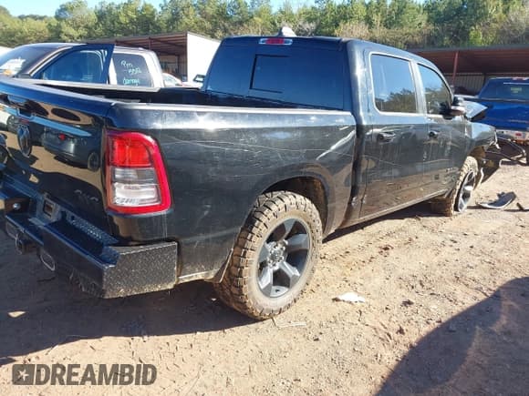 ✅ 2019 Ram 1500 Big Horn • VIN: 1C6SRFFT6KN900532 • Лот: 43603410. Опубликован ранее на IAAI с пробегом 142 097 миль. Бесплатный доступ к архиву аукционных продаж из США и подробный отчёт об истории автомобиля на DreamBid. Изображение 4.