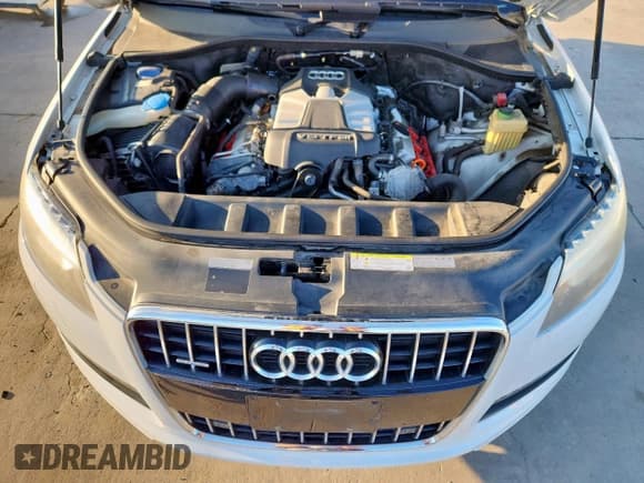 ✅ 2013 Audi Q7 Premium Plus • VIN: WA1LGAFE7DD009739 • Lot: 83839605. Wystawiony na Copart z przebiegiem 65 511 mil. Bezpłatny archiwum sprzedaży aukcyjnych z USA i szczegółowy raport historii pojazdu na DreamBid. Zdjęcie 12.