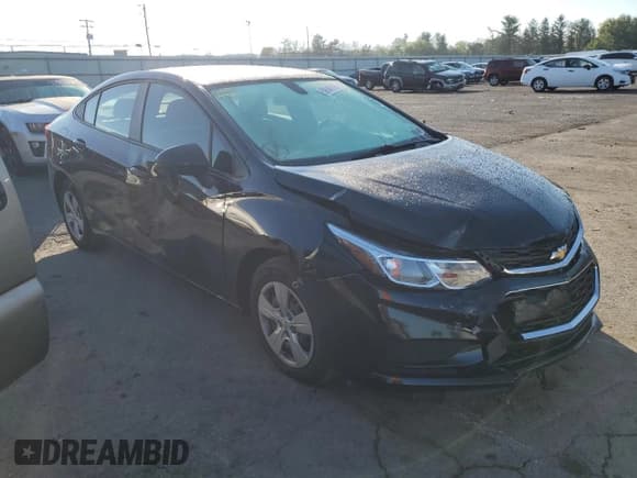 ✅ 2018 Chevrolet Cruze LS • VIN: 1G1BC5SM2J7160718 • Лот: 59948112. Опубликован ранее на Copart с пробегом 57 197 миль. Бесплатный доступ к архиву аукционных продаж из США и подробный отчёт об истории автомобиля на DreamBid. Изображение 1.