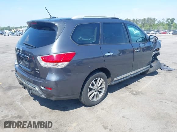 ✅ 2013 Nissan Pathfinder SV • VIN: 5N1AR2MM0DC655505 • Lot: 41998988. Listed on IAAI with 140,512 mi. Free auction sales archive from the USA and detailed vehicle history report at DreamBid. Image 4.
