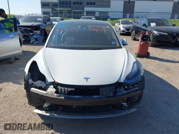 ✅ 2023 Tesla Model 3 • VIN: 5YJ3E1EA2PF552746 • Lot: 43334589. Wystawiony na IAAI z przebiegiem 31 408 mil. Bezpłatny archiwum sprzedaży aukcyjnych z USA i szczegółowy raport historii pojazdu na DreamBid. Zdjęcie 12.