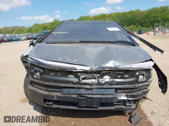 ✅ 2024 Tesla Cybertruck Cyberbeast • VIN: 7G2CEHEEXRA024834 • Lot: 42234120. Listed on IAAI with 10,217 mi. Free auction sales archive from the USA and detailed vehicle history report at DreamBid. Image 11.