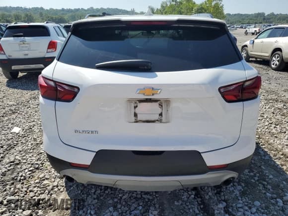 ✅ 2019 Chevrolet Blazer • VIN: 3GNKBGRS2KS692684 • Lot: 65785535. Listed on Copart with Not provided. Free auction sales archive from the USA and detailed vehicle history report at DreamBid. Image 6.