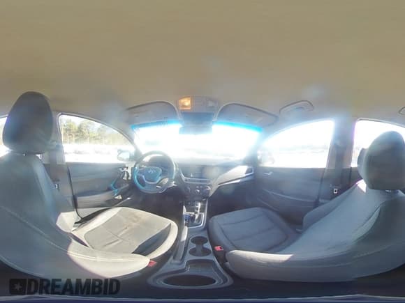 ✅ 2018 Hyundai Accent SE • VIN: 3KPC24A33JE031193 • Lot: 89633985. Wystawiony na Copart z przebiegiem 121 213 mil. Bezpłatny archiwum sprzedaży aukcyjnych z USA i szczegółowy raport historii pojazdu na DreamBid. Zdjęcie 14.