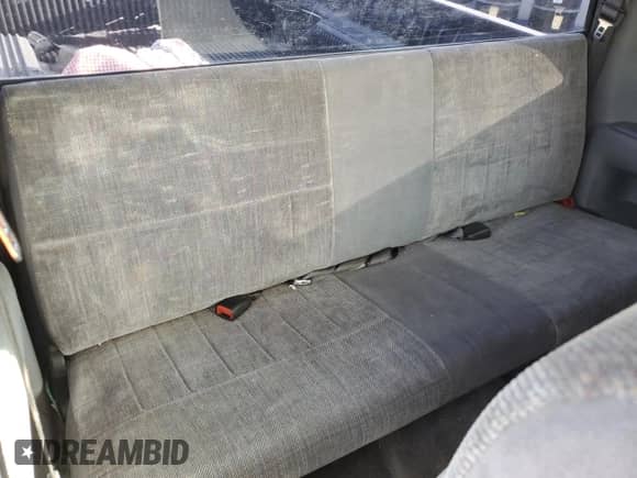 1997 Dodge 1500 с VIN 3B7HC13YXVG827475, выставлен на аукционе Copart как лот 86077464 с пробегом 210 679 миль миль и Чистый • Clean title. История ставок и продаж доступна на DreamBid. Изображение 10.