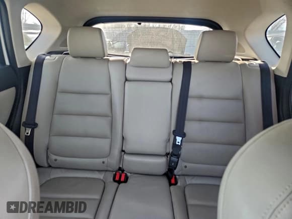 ✅ 2013 Mazda CX-5 Grand Touring • VIN: JM3KE2DE3D0121100 • Lot: 92364615. Wystawiony na Copart z przebiegiem 182 603 mil. Bezpłatny archiwum sprzedaży aukcyjnych z USA i szczegółowy raport historii pojazdu na DreamBid. Zdjęcie 9.