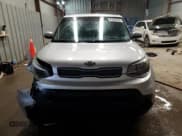 ✅ 2017 Kia Soul • VIN: KNDJN2A28H7431738 • Lot: 91625535. Wystawiony na Copart z przebiegiem 70 783 mil. Bezpłatny archiwum sprzedaży aukcyjnych z USA i szczegółowy raport historii pojazdu na DreamBid. Zdjęcie 5.