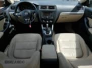 ✅ 2011 Volkswagen Jetta SEL • VIN: 3VWLX7AJ0BM359581 • Lot: 56222225. Listed on Copart with 195,871 mi. Free auction sales archive from the USA and detailed vehicle history report at DreamBid. Image 8.