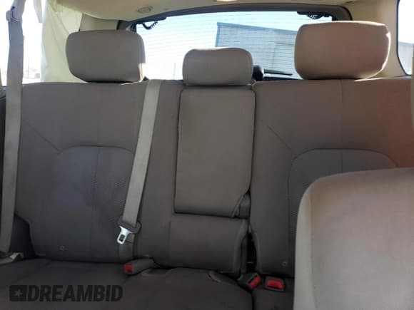 ✅ 2007 Mitsubishi Endeavor LS • VIN: 4A4MM21S47E061441 • Lot: 57524765. Listed on Copart with 182,271 mi. Free auction sales archive from the USA and detailed vehicle history report at DreamBid. Image 10.