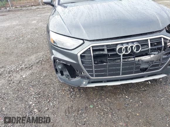 ✅ 2021 Audi Q5 Premium • VIN: WA1AAAFYXM2024492 • Lot: 43445370. Listed on IAAI with 109,131 mi. Free auction sales archive from the USA and detailed vehicle history report at DreamBid. Image 17.