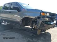 ✅ 2021 Chevrolet Silverado 1500 Custom Trail Boss • VIN: 1GCPYCEFXMZ215375 • Lot: 42532242. Wystawiony na IAAI z przebiegiem 190 632 mil. Bezpłatny archiwum sprzedaży aukcyjnych z USA i szczegółowy raport historii pojazdu na DreamBid. Zdjęcie 6.