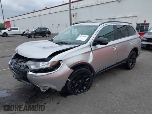 2018 Mitsubishi Outlander ES с VIN JA4AZ3A34JZ031571, выставлен на аукционе IAAI как лот 42574597 с пробегом 113 084 миль миль и . История ставок и продаж доступна на DreamBid. Изображение 2.
