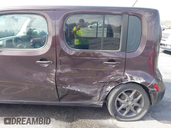 ✅ 2009 Nissan Cube S • VIN: JN8AZ28R79T106177 • Lot: 41737236. Wystawiony na IAAI z przebiegiem 236 653 mil. Bezpłatny archiwum sprzedaży aukcyjnych z USA i szczegółowy raport historii pojazdu na DreamBid. Zdjęcie 6.