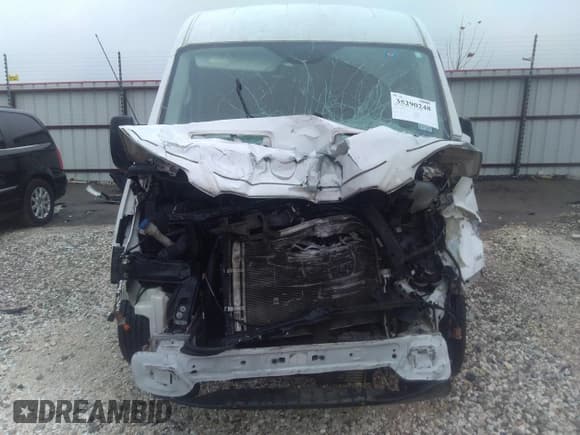 ✅ 2018 Ford Transit • VIN: 1FTYR2CG0JKA31607 • Лот: 40187043. Опубликован ранее на IAAI с пробегом 561 704 миль. Бесплатный доступ к архиву аукционных продаж из США и подробный отчёт об истории автомобиля на DreamBid. Изображение 6.