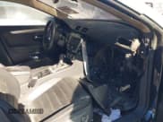 ✅ 2013 Volkswagen CC R-Line • VIN: WVWBP7AN6DE566034 • Lot: 41325221. Wystawiony na IAAI z przebiegiem Nie podano. Bezpłatny archiwum sprzedaży aukcyjnych z USA i szczegółowy raport historii pojazdu na DreamBid. Zdjęcie 5.