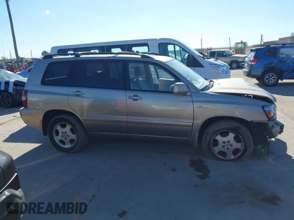 ✅ 2006 Toyota Highlander Limited • VIN: JTEEP21A260150894 • Lot: 43610617. Listed on IAAI with 124,147 mi. Free auction sales archive from the USA and detailed vehicle history report at DreamBid. Image 13.