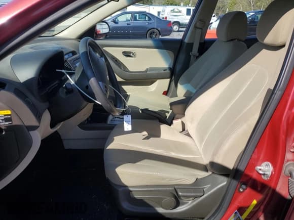 ✅ 2010 Hyundai Elantra SE • VIN: KMHDU4AD6AU163417 • Lot: 87389785. Listed on Copart with 131,700 mi. Free auction sales archive from the USA and detailed vehicle history report at DreamBid. Image 7.