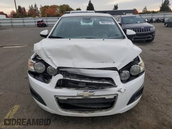 2013 Chevrolet Sonic LT with VIN 1G1JC6SG0D4230167, listed as a Copart auction lot 90614715 with 143,604 mi miles and Clean title. Bid and sale history available at DreamBid. Image 5.