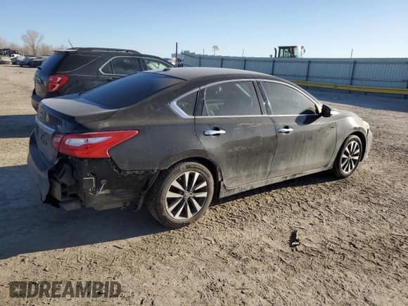 ✅ 2017 Nissan Altima SL • VIN: 1N4AL3AP5HC178477 • Lot: 48572875. Listed on Copart with 121,756 mi. Free auction sales archive from the USA and detailed vehicle history report at DreamBid. Image 3.