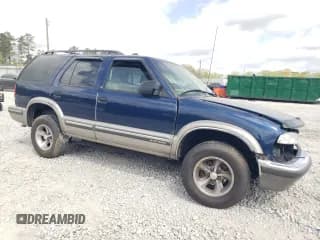 ✅ 1999 Chevrolet Blazer LS • VIN: 1GNCS13W3X2174681 • Lot: 51832365. Wystawiony na Copart z przebiegiem 209 536 mil. Bezpłatny archiwum sprzedaży aukcyjnych z USA i szczegółowy raport historii pojazdu na DreamBid. Zdjęcie 4.