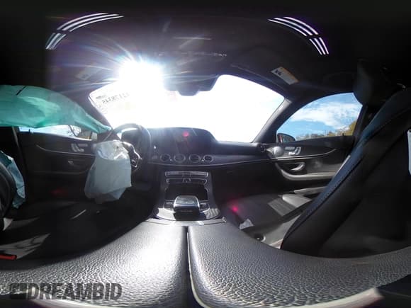 ✅ 2020 Mercedes-Benz E 350 • VIN: WDDZF8DB7LA747518 • Лот: 42178345. Опубликован ранее на IAAI с пробегом 72 768 миль. Бесплатный доступ к архиву аукционных продаж из США и подробный отчёт об истории автомобиля на DreamBid. Изображение 19.