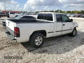 1998 Dodge 1500 с VIN 3B7HC13Y7WG210326, выставлен на аукционе Copart как лот 86861754 с пробегом 241 437 миль миль и Списание • Salvage title. История ставок и продаж доступна на DreamBid. Изображение 3.