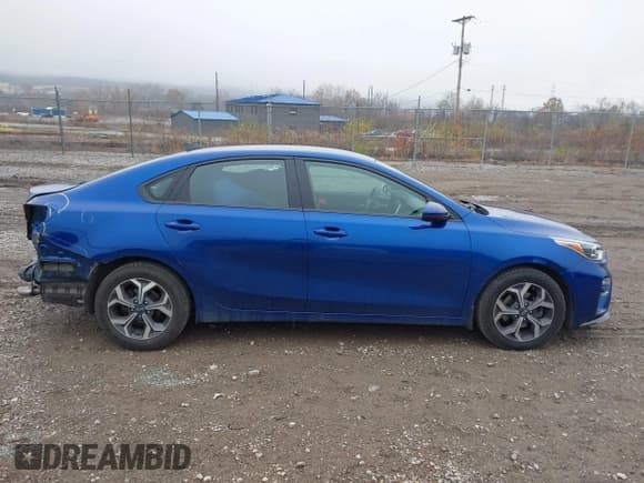 ✅ 2019 Kia Forte LXS • VIN: 3KPF24AD3KE104263 • Lot: 43761936. Listed on IAAI with 83,161 mi. Free auction sales archive from the USA and detailed vehicle history report at DreamBid. Image 14.