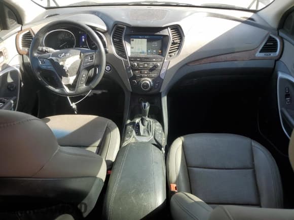 ✅ 2018 Hyundai Santa Fe 2.4L • VIN: 5XYZU3LB6JG518457 • Лот: 53483464. Опубликован ранее на Copart с пробегом 62 274 миль. Бесплатный доступ к архиву аукционных продаж из США и подробный отчёт об истории автомобиля на DreamBid. Изображение 8.