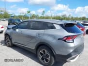 ✅ 2023 Kia Sportage LX • VIN: KNDPU3AF9P7078267 • Lot: 40848697. Wystawiony na IAAI z przebiegiem 31 992 mil. Bezpłatny archiwum sprzedaży aukcyjnych z USA i szczegółowy raport historii pojazdu na DreamBid. Zdjęcie 3.