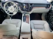 ✅ 2021 Volvo XC60 Momentum • VIN: YV4102DK7M1856551 • Lot: 53101455. Listed on Copart with 106,000 mi. Free auction sales archive from the USA and detailed vehicle history report at DreamBid. Image 8.