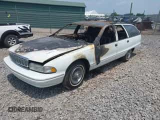 1995 Chevrolet Caprice z VIN 1G1BL82P5SR127021, wystawiony jako IAAI lot #42463717 z przebiegiem Nie podano mil oraz . Historia ofert i sprzedaży dostępna na DreamBid. Obrazek 2.