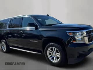 2020 Chevrolet Suburban LT z VIN 1GNSKHKC6LR151361, wystawiony jako Copart lot #85846365 z przebiegiem 206 066 mil mil oraz Czysty tytuł • Clean title. Historia ofert i sprzedaży dostępna na DreamBid. Obrazek 1.