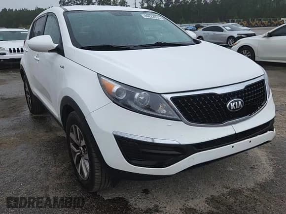 ✅ 2014 Kia Sportage LX • VIN: KNDPBCAC8E7628468 • Lot: 84923055. Listed on Copart with 445,795 mi. Free auction sales archive from the USA and detailed vehicle history report at DreamBid. Image 14.