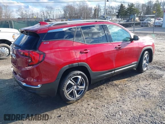 ✅ 2021 GMC Terrain SLT • VIN: 3GKALVEV2ML322987 • Lot: 41661019. Wystawiony na IAAI z przebiegiem 62 944 mil. Bezpłatny archiwum sprzedaży aukcyjnych z USA i szczegółowy raport historii pojazdu na DreamBid. Zdjęcie 4.