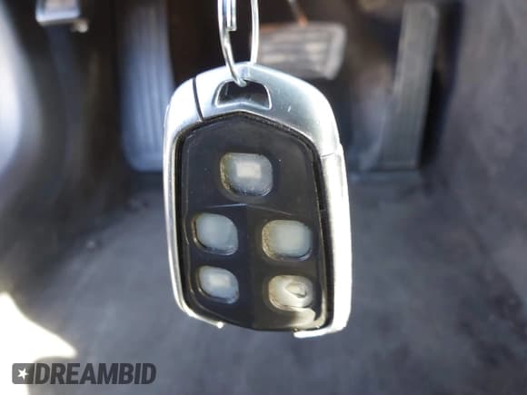 ✅ 2015 Cadillac ATS Standard RWD • VIN: 1G6AA5RA8F0116715 • Лот: 41397400. Опубликован ранее на IAAI с пробегом 130 734 миль. Бесплатный доступ к архиву аукционных продаж из США и подробный отчёт об истории автомобиля на DreamBid. Изображение 11.