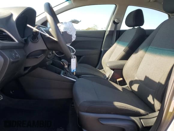 ✅ 2019 Hyundai Accent SE • VIN: 3KPC24A34KE056122 • Лот: 85524044. Опубликован ранее на Copart с пробегом 49 816 миль. Бесплатный доступ к архиву аукционных продаж из США и подробный отчёт об истории автомобиля на DreamBid. Изображение 7.