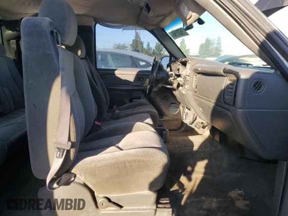 ✅ 2004 Chevrolet Silverado 1500 LS • VIN: 2GCEC19T041270016 • Лот: 79030194. Опубликован ранее на Copart с пробегом 385 251 миль. Бесплатный доступ к архиву аукционных продаж из США и подробный отчёт об истории автомобиля на DreamBid. Изображение 7.