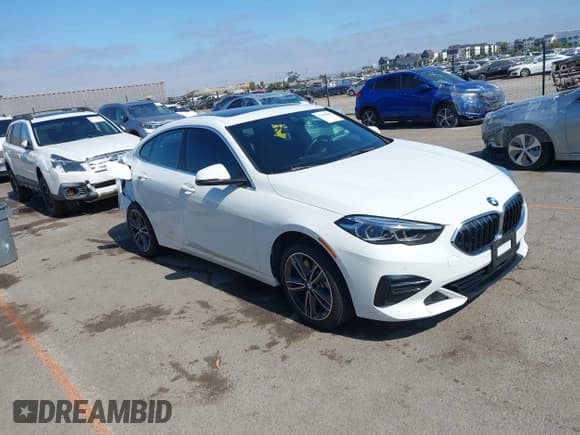 ✅ 2022 BMW 2 Series 228i • VIN: WBA53AK04N7K90514 • Lot: 42630065. Wystawiony na IAAI z przebiegiem 31 036 mil. Bezpłatny archiwum sprzedaży aukcyjnych z USA i szczegółowy raport historii pojazdu na DreamBid. Zdjęcie 1.