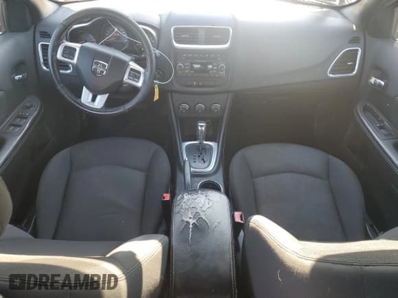 ✅ 2012 Dodge Avenger SXT • VIN: 1C3CDZCB6CN266282 • Лот: 80247854. Опубликован ранее на Copart с пробегом 183 451 миль. Бесплатный доступ к архиву аукционных продаж из США и подробный отчёт об истории автомобиля на DreamBid. Изображение 8.