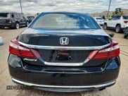 ✅ 2017 Honda Accord LX • VIN: 1HGCR2F32HA256213 • Лот: 81429805. Опубликован ранее на Copart с пробегом 78 811 миль. Бесплатный доступ к архиву аукционных продаж из США и подробный отчёт об истории автомобиля на DreamBid. Изображение 6.