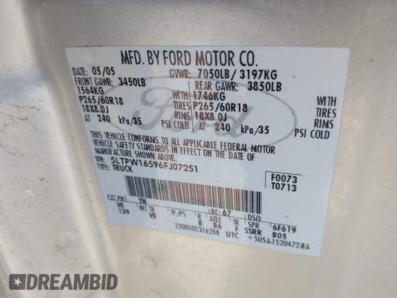 ✅ 2006 Lincoln Mark LT • VIN: 5LTPW16596FJ07251 • Lot: 42671526. Wystawiony na IAAI z przebiegiem Nie podano. Bezpłatny archiwum sprzedaży aukcyjnych z USA i szczegółowy raport historii pojazdu na DreamBid. Zdjęcie 9.